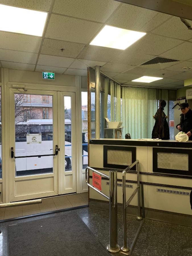 The College Group Hostel Budapest Ngoại thất bức ảnh